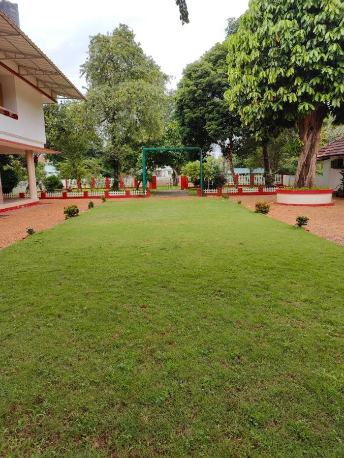 Akkara & Ayurveda Homestay Kottayam